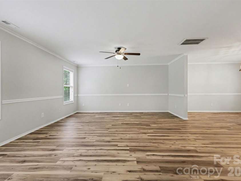 12414 Dervish Lane, Charlotte, NC 28269.  MLS# CAR4372256, YatesRealty ID 18802. 