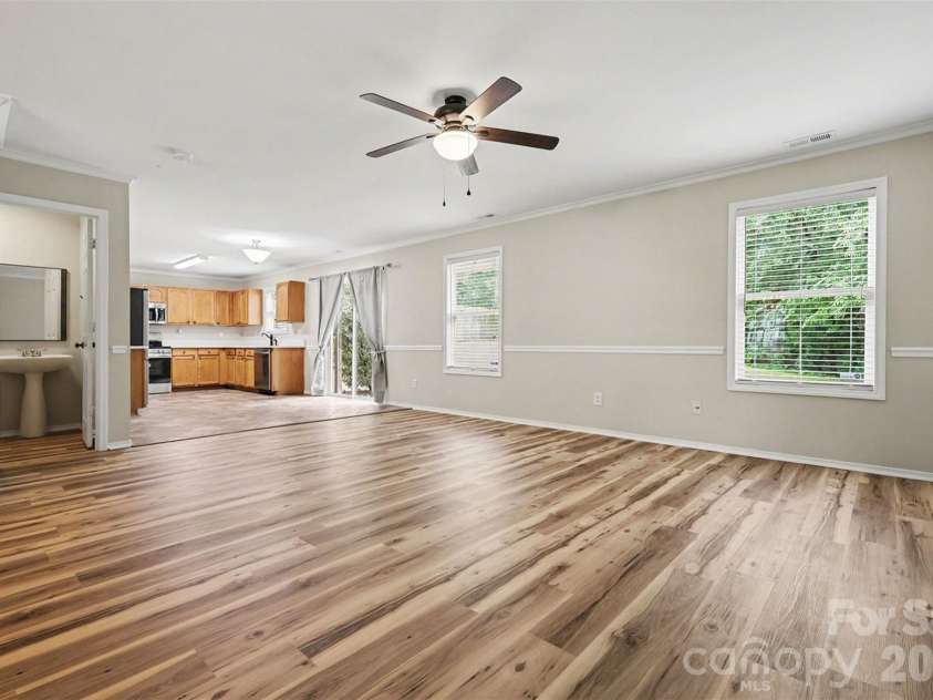 12414 Dervish Lane, Charlotte, NC 28269.  MLS# CAR4372256, YatesRealty ID 18802. 