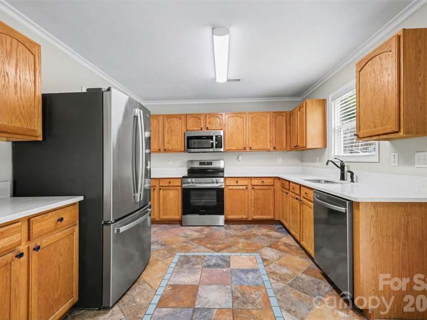 12414 Dervish Lane, Charlotte, NC 28269.  MLS# CAR4372256, YatesRealty ID 18802. 