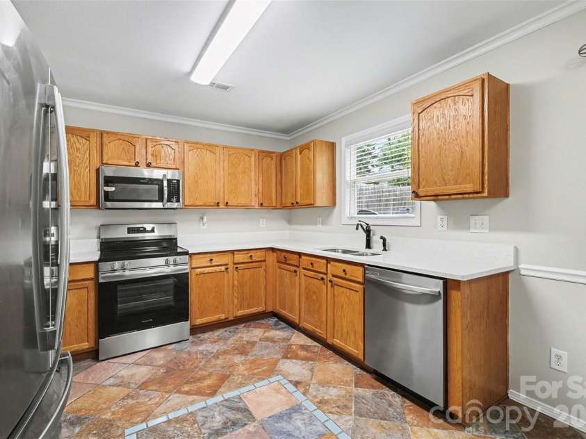 12414 Dervish Lane, Charlotte, NC 28269.  MLS# CAR4372256, YatesRealty ID 18802. 