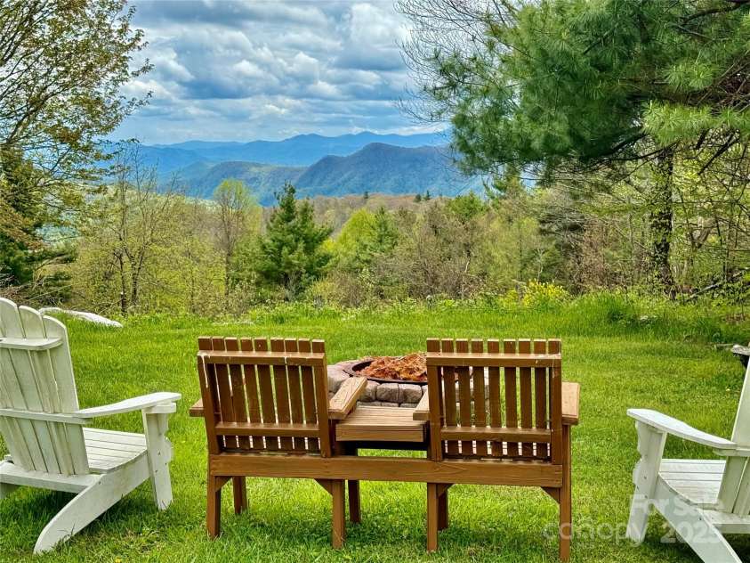 7348 Joe Johnson Street, Newland, NC 28657.  MLS# CAR4255068, YatesRealty ID 18802. 