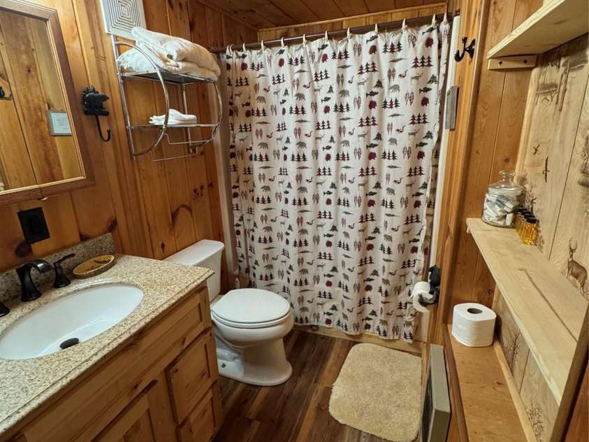 7348 Joe Johnson Street, Newland, NC 28657.  MLS# CAR4255068, YatesRealty ID 18802. 