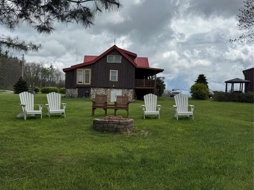 7348 Joe Johnson Street, Newland, NC 28657.  MLS# CAR4255068, YatesRealty ID 18802. 