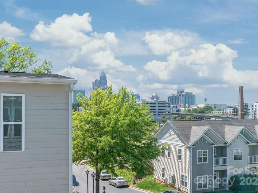 420 16th Street, Charlotte, NC 28206.  MLS# CAR4264932, YatesRealty ID 18803. 