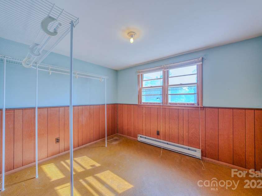 531 Bryson Road, Candler, NC 28715.  MLS# CAR4326585, YatesRealty ID 18803. 