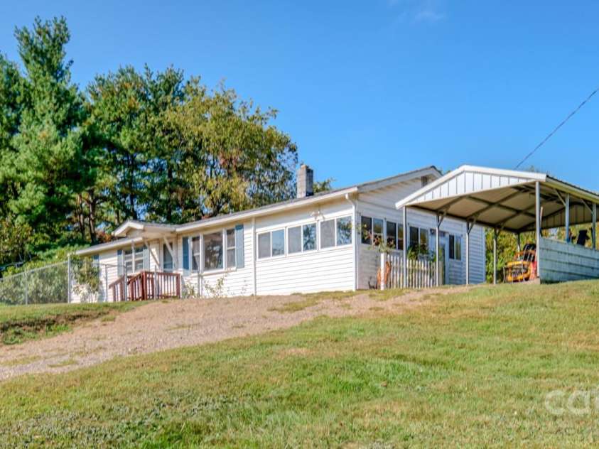 531 Bryson Road, Candler, NC 28715.  MLS# CAR4326585, YatesRealty ID 18803. 