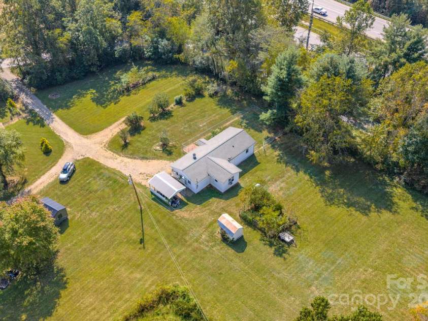 531 Bryson Road, Candler, NC 28715.  MLS# CAR4326585, YatesRealty ID 18803. 