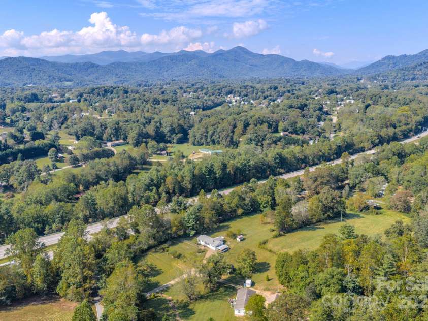 531 Bryson Road, Candler, NC 28715.  MLS# CAR4326585, YatesRealty ID 18803. 