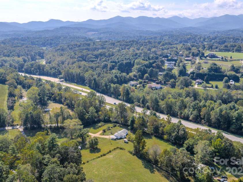 531 Bryson Road, Candler, NC 28715.  MLS# CAR4326585, YatesRealty ID 18803. 