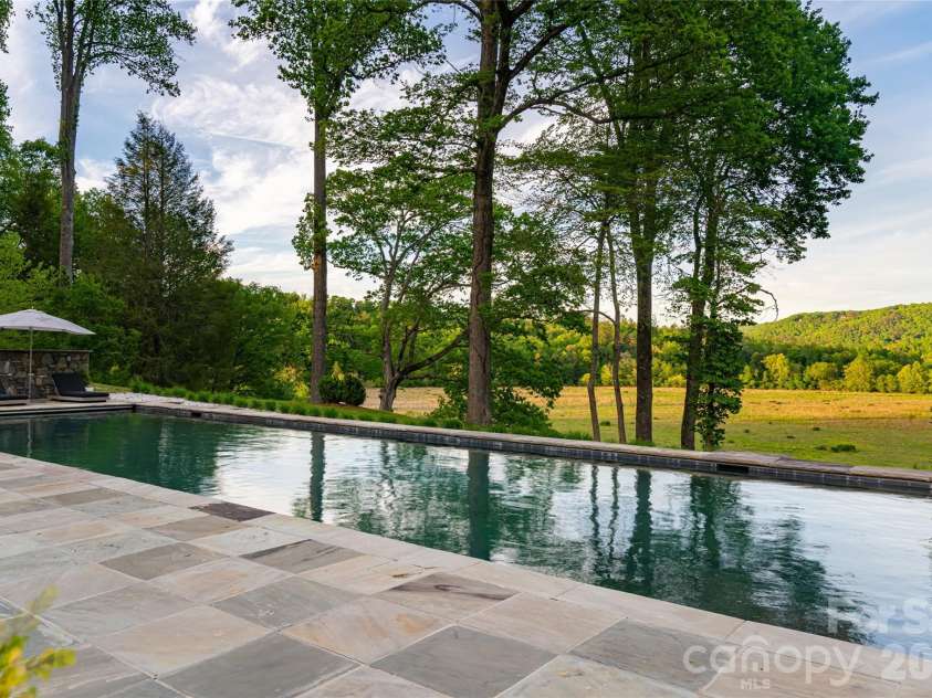 3903 Island Ford Road, Brevard, NC 28712.  MLS# CAR4358298, YatesRealty ID 18804. 