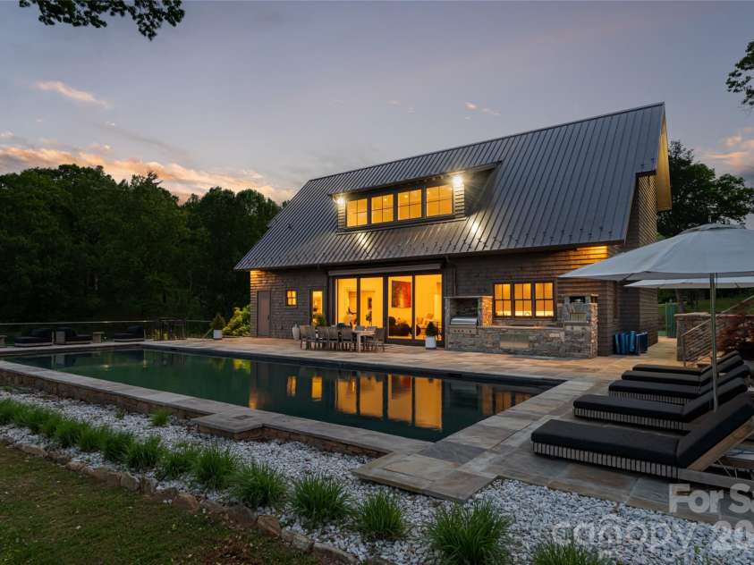 3903 Island Ford Road, Brevard, NC 28712.  MLS# CAR4358298, YatesRealty ID 18804. 