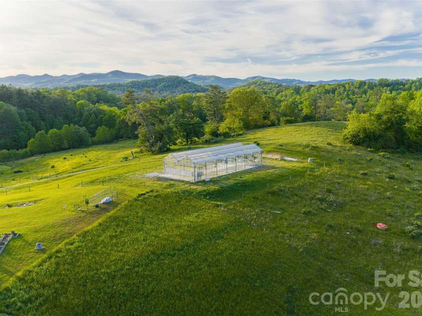 3903 Island Ford Road, Brevard, NC 28712.  MLS# CAR4358298, YatesRealty ID 18804. 