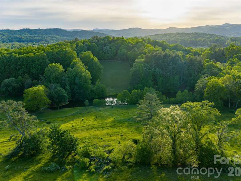 3903 Island Ford Road, Brevard, NC 28712.  MLS# CAR4358298, YatesRealty ID 18804. 
