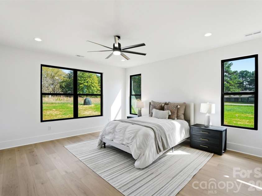 106 Quail Ridge Drive, Mooresville, NC 28117.  MLS# CAR4352291, YatesRealty ID 18807. 