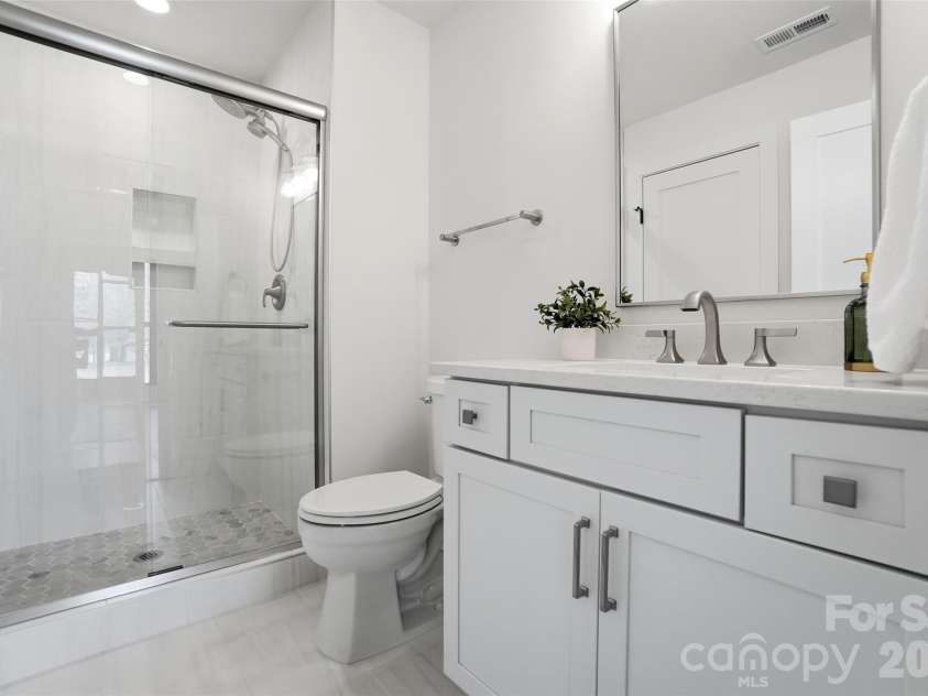 106 Quail Ridge Drive, Mooresville, NC 28117.  MLS# CAR4352291, YatesRealty ID 18807. 
