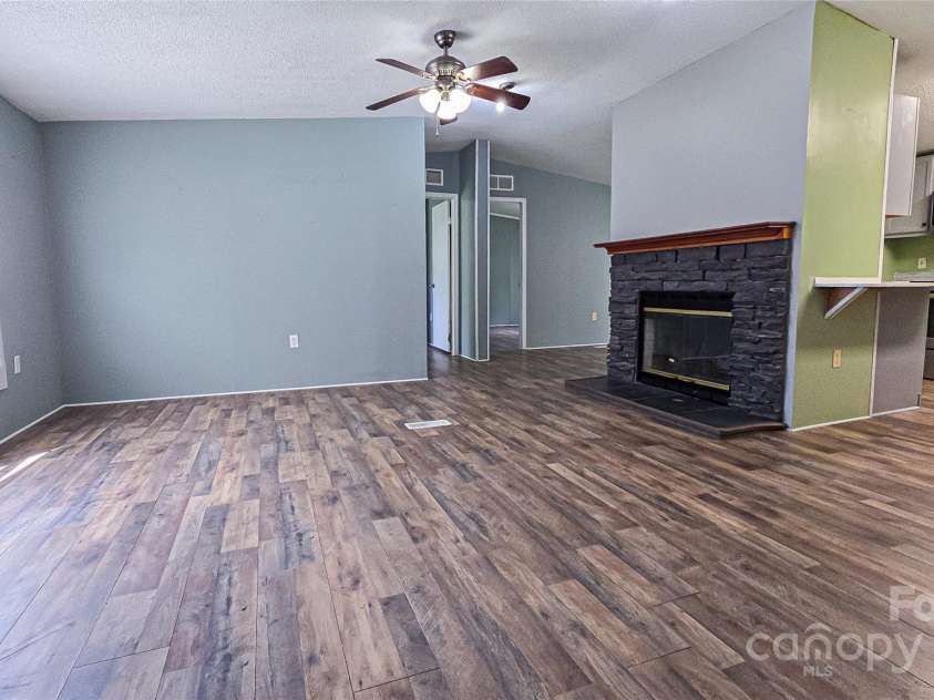 2844 Jamestown Road, Morganton, NC 28655.  MLS# CAR4253402, YatesRealty ID 18808. Living room
