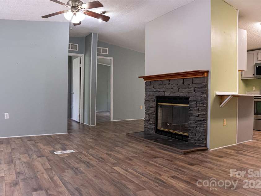 2844 Jamestown Road, Morganton, NC 28655.  MLS# CAR4253402, YatesRealty ID 18808. Living Room