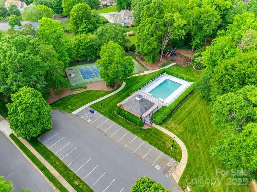 12719 Vantage Point Lane, Huntersville, NC 28078.  MLS# CAR4257874, YatesRealty ID 18809. 