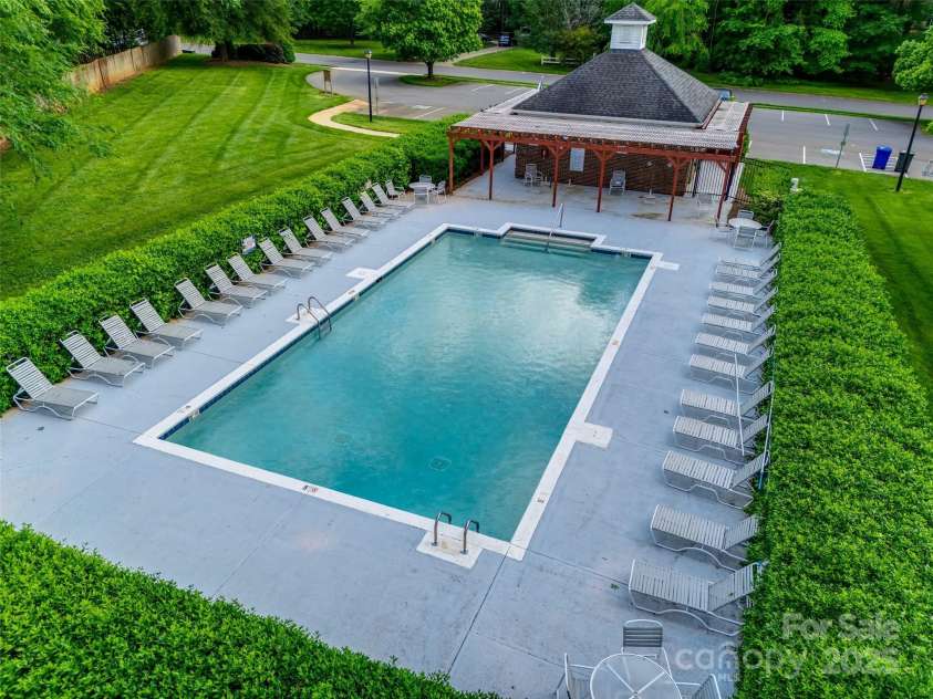 12719 Vantage Point Lane, Huntersville, NC 28078.  MLS# CAR4257874, YatesRealty ID 18809. 
