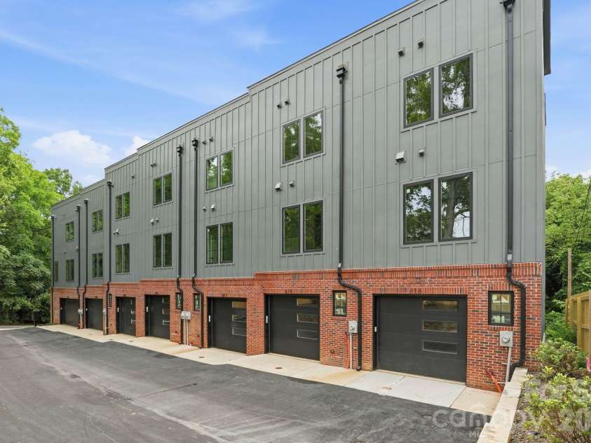 616 16th Street, Charlotte, NC 28206.  MLS# CAR4329079, YatesRealty ID 1881. 