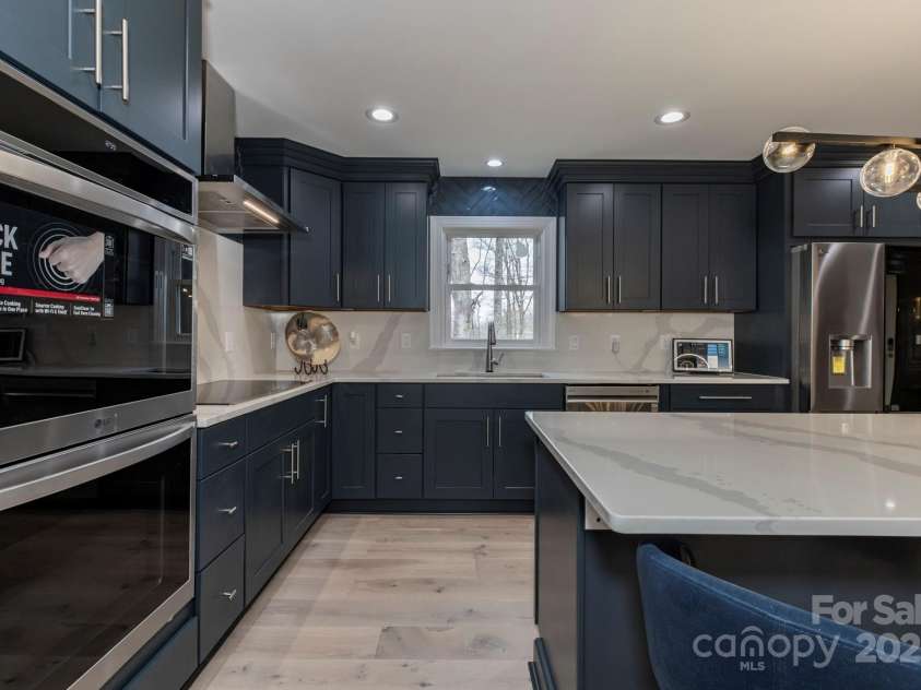 455 Old Farms Road, Wilkesboro, NC 28697.  MLS# CAR4265203, YatesRealty ID 18811. 