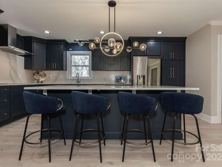 455 Old Farms Road, Wilkesboro, NC 28697.  MLS# CAR4265203, YatesRealty ID 18811. 