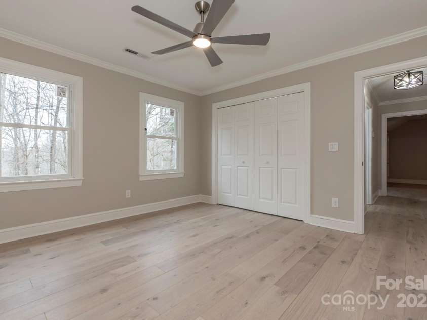 455 Old Farms Road, Wilkesboro, NC 28697.  MLS# CAR4265203, YatesRealty ID 18811. 