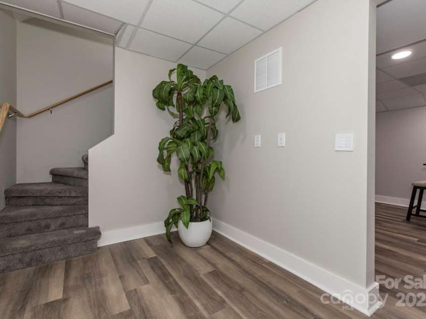 455 Old Farms Road, Wilkesboro, NC 28697.  MLS# CAR4265203, YatesRealty ID 18811. 