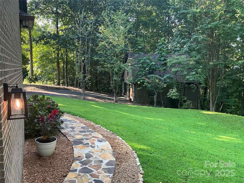 455 Old Farms Road, Wilkesboro, NC 28697.  MLS# CAR4265203, YatesRealty ID 18811. 