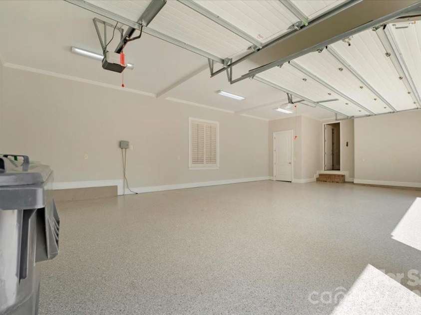 16728 Ashton Oaks Drive, Charlotte, NC 28278.  MLS# CAR4401853, YatesRealty ID 18814. 