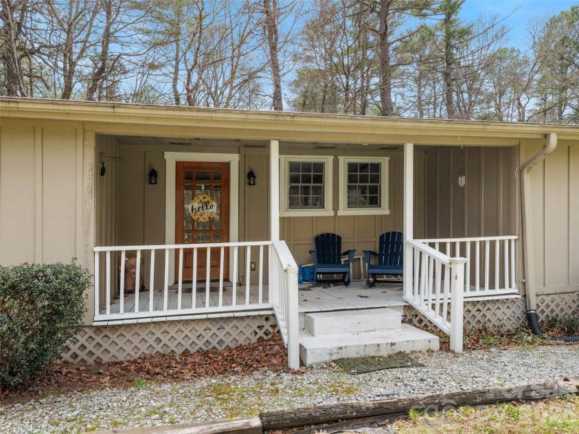 18 Holly Springs Drive, Sapphire, NC 28774.  MLS# CAR4358967, YatesRealty ID 18815. 