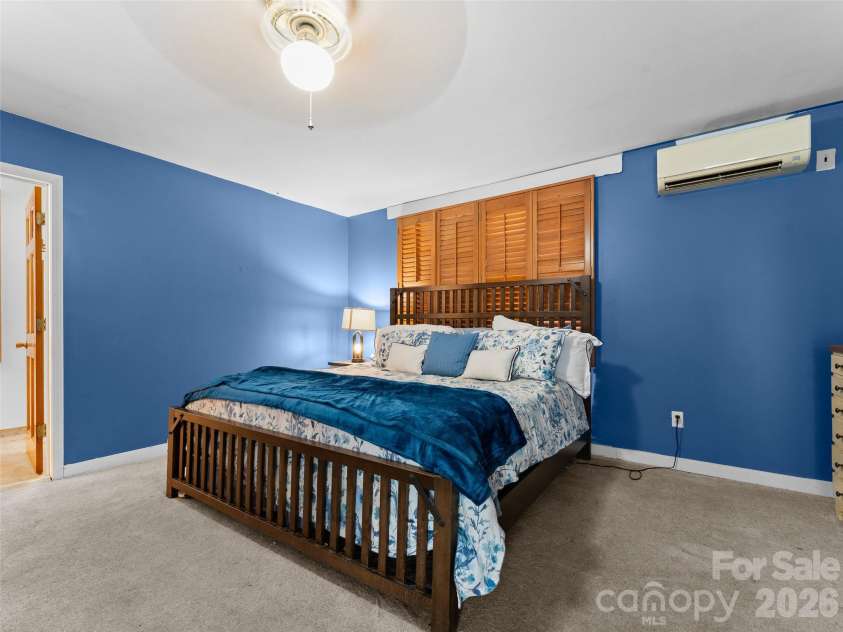18 Holly Springs Drive, Sapphire, NC 28774.  MLS# CAR4358967, YatesRealty ID 18815. 