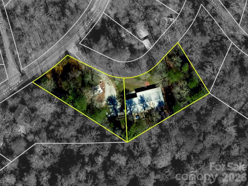 18 Holly Springs Drive, Sapphire, NC 28774.  MLS# CAR4358967, YatesRealty ID 18815. 