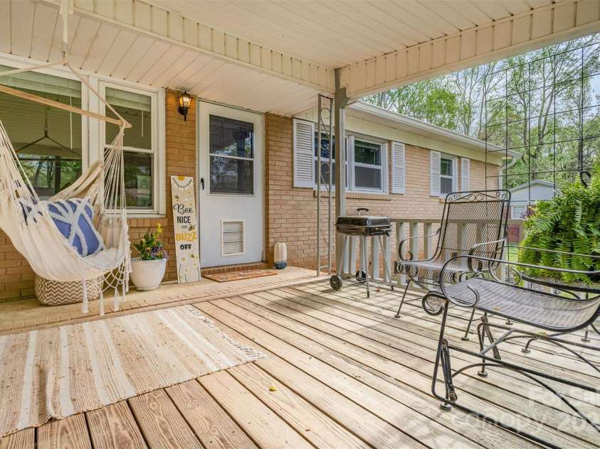 1747 Williams Circle, Lancaster, SC 29720.  MLS# CAR4239504, YatesRealty ID 18816. 