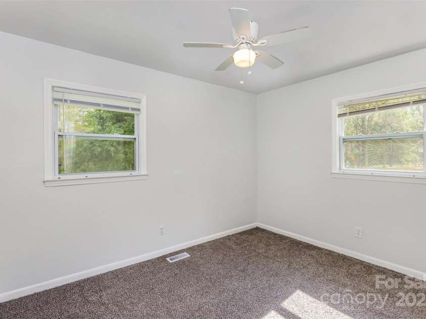 1747 Williams Circle, Lancaster, SC 29720.  MLS# CAR4239504, YatesRealty ID 18816. Primary Bedroom #3