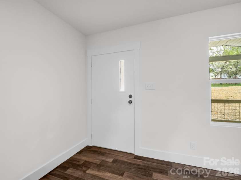 129 Haven Road, East Flat Rock, NC 28726.  MLS# CAR4363953, YatesRealty ID 18817. 