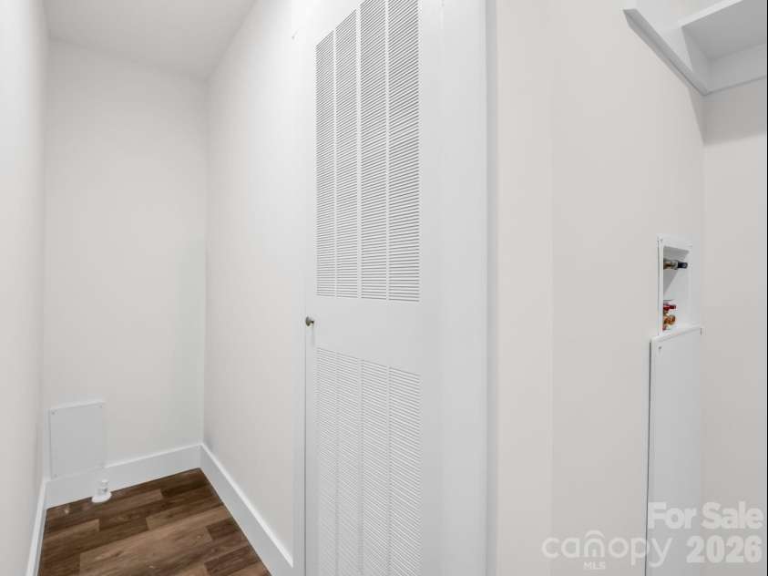 129 Haven Road, East Flat Rock, NC 28726.  MLS# CAR4363953, YatesRealty ID 18817. 