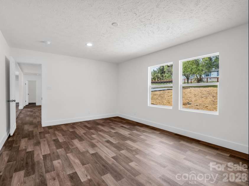 129 Haven Road, East Flat Rock, NC 28726.  MLS# CAR4363953, YatesRealty ID 18817. 