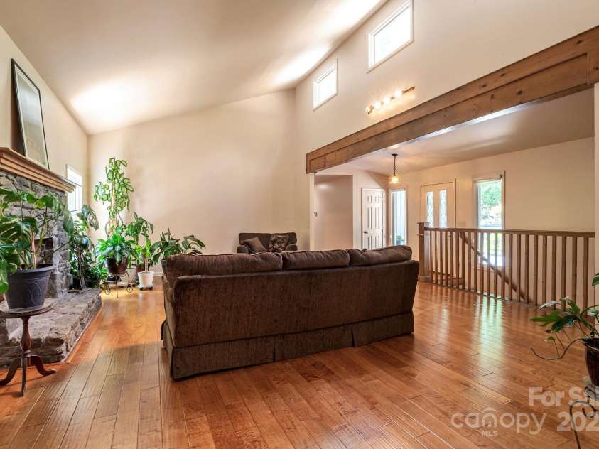 97 Ballantree Drive, Asheville, NC 28803.  MLS# CAR4231911, YatesRealty ID 18818. 