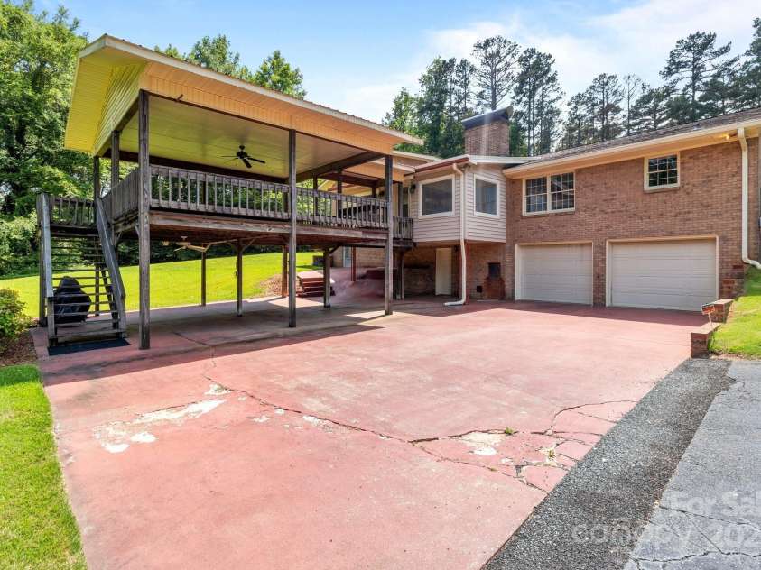 885 Roy Cline Road, Rockwell, NC 28138.  MLS# CAR4268618, YatesRealty ID 18819. So much room to entertain and park