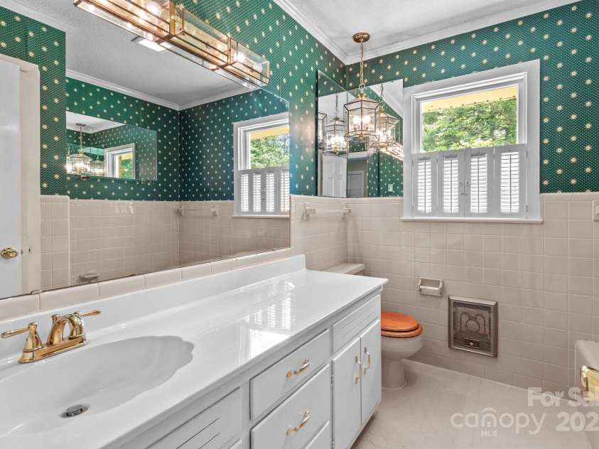 885 Roy Cline Road, Rockwell, NC 28138.  MLS# CAR4268618, YatesRealty ID 18819. Upper bathroom