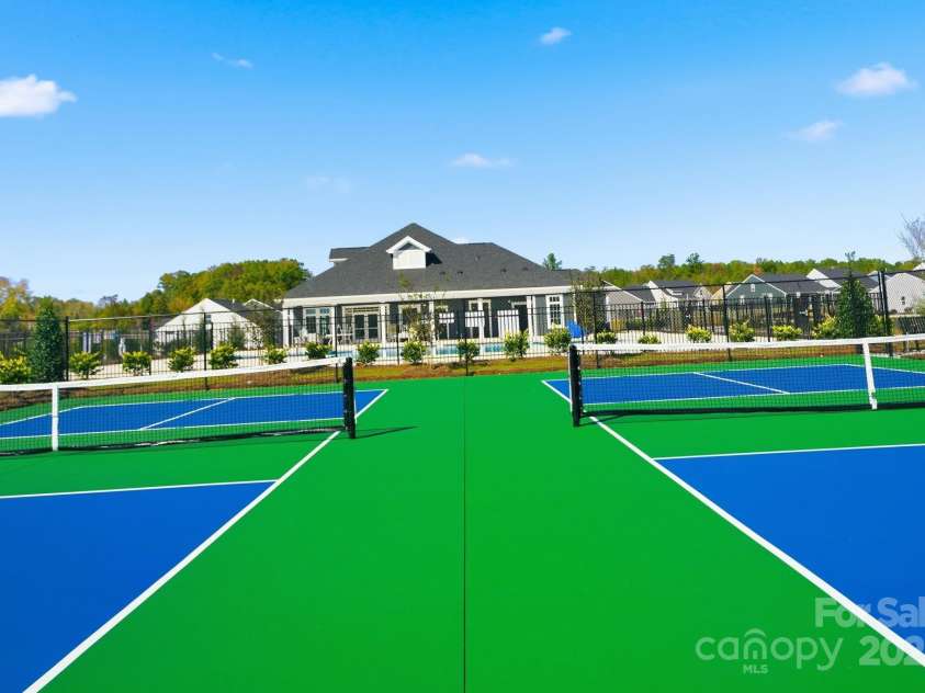 1095 Arundle Road, Sherrills Ford, NC 28673.  MLS# CAR4327389, YatesRealty ID 1882. Clubhouse Amenity