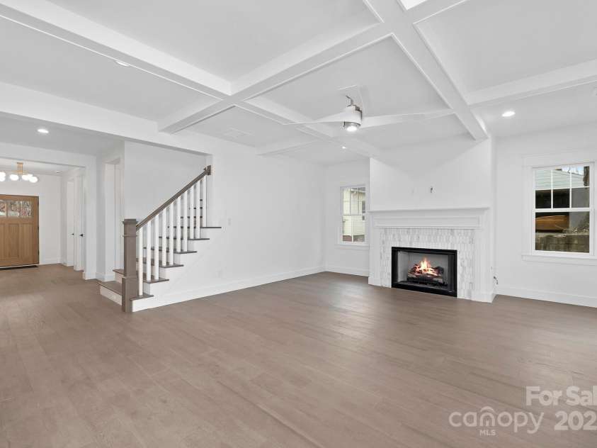 1817 Mint Street, Charlotte, NC 28203.  MLS# CAR4230999, YatesRealty ID 1882. 