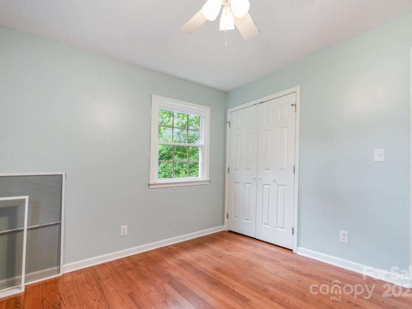 302 Kimberlee Drive, Shelby, NC 28152.  MLS# CAR4248743, YatesRealty ID 18820. 