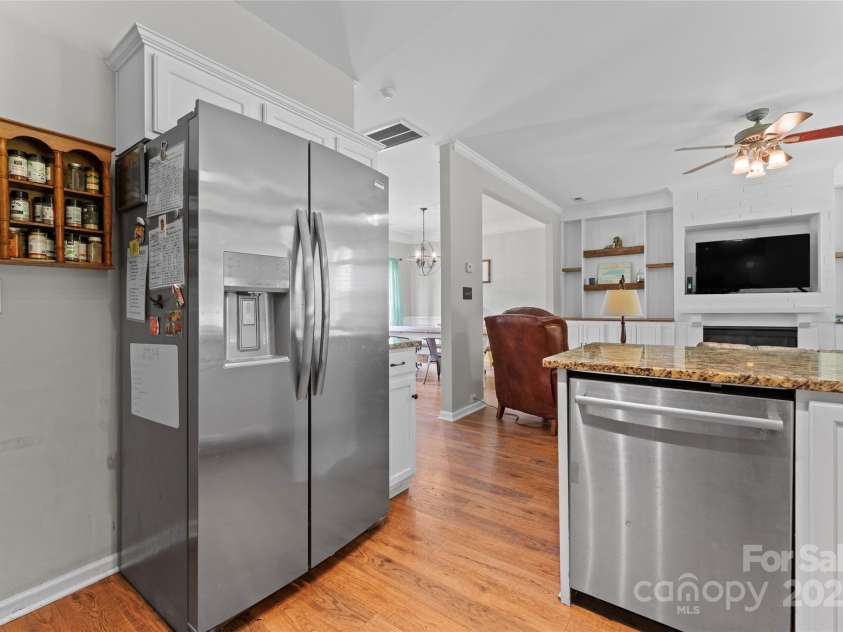13430 Norseman Lane, Huntersville, NC 28078.  MLS# CAR4256800, YatesRealty ID 18821. 