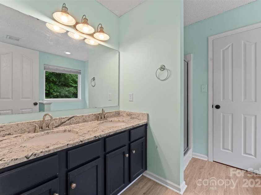 13430 Norseman Lane, Huntersville, NC 28078.  MLS# CAR4256800, YatesRealty ID 18821. 