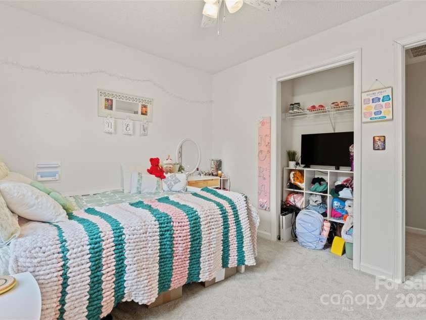 13430 Norseman Lane, Huntersville, NC 28078.  MLS# CAR4256800, YatesRealty ID 18821. 