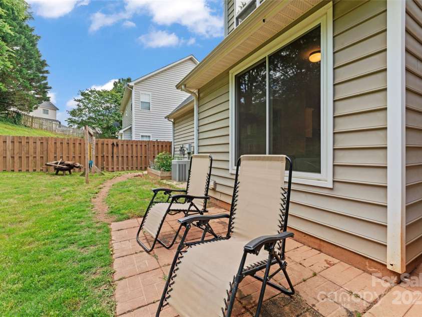 13430 Norseman Lane, Huntersville, NC 28078.  MLS# CAR4256800, YatesRealty ID 18821. 