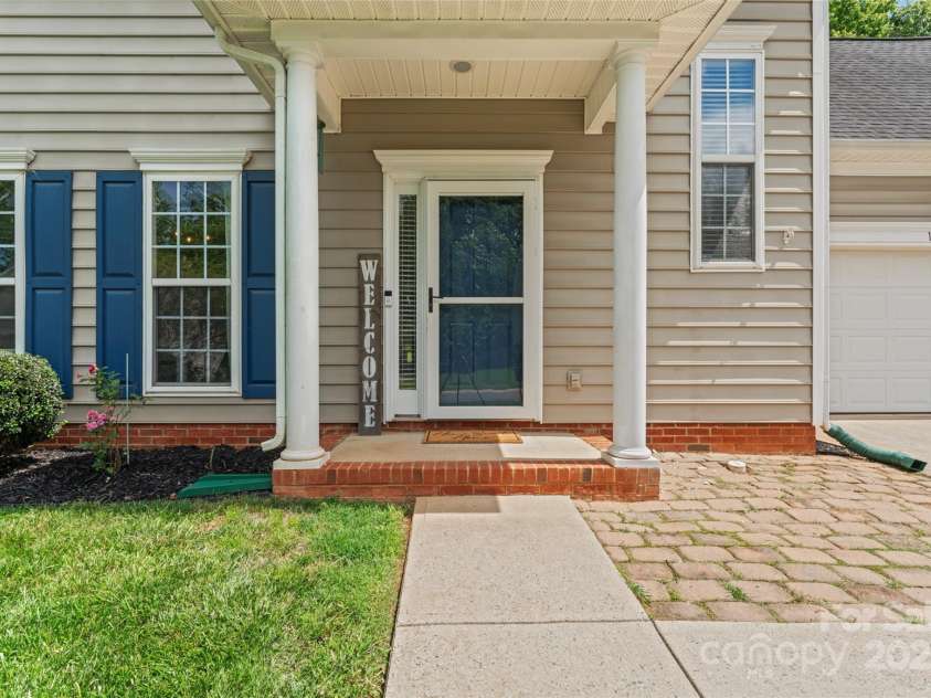 13430 Norseman Lane, Huntersville, NC 28078.  MLS# CAR4256800, YatesRealty ID 18821. 