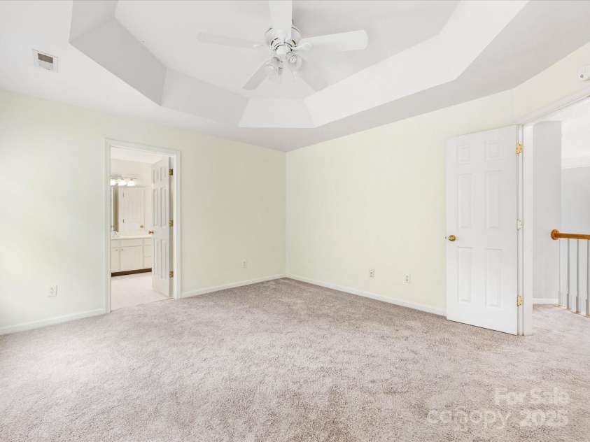 12529 Old Timber Road, Charlotte, NC 28269.  MLS# CAR4265449, YatesRealty ID 18823. Primary bedroom